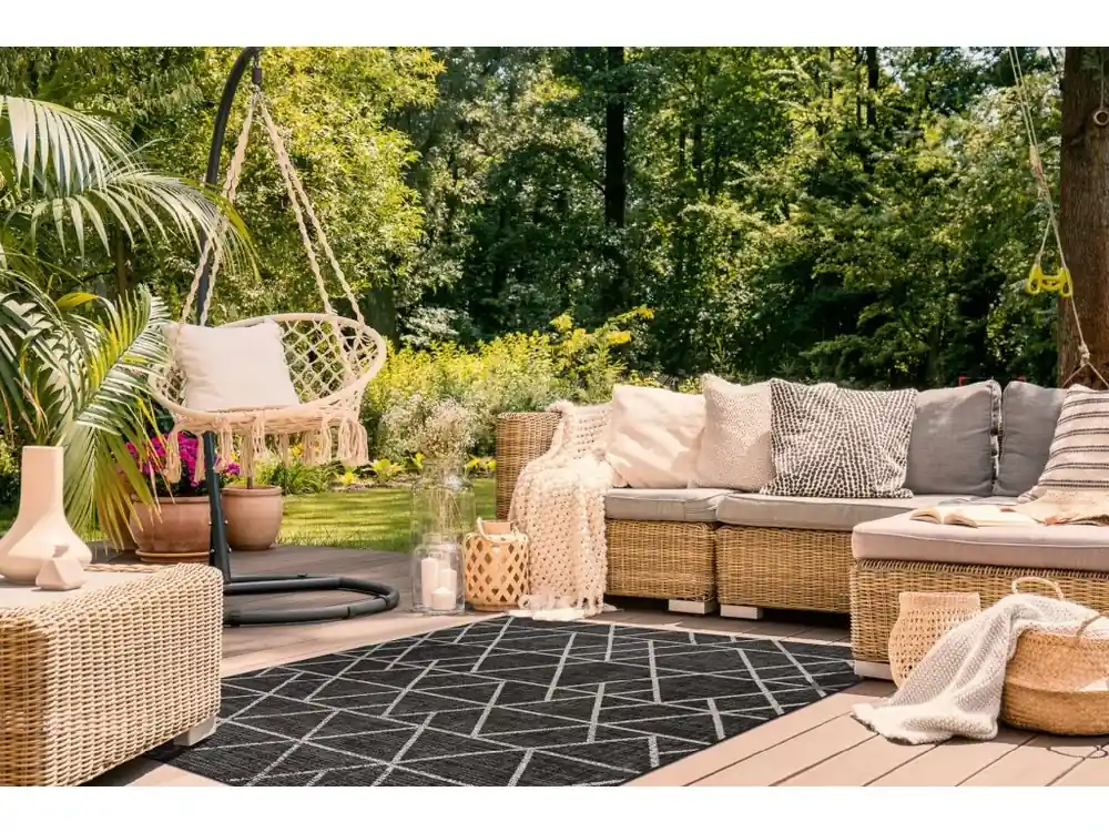 Odolný koberec Sisi Floorlux - trojúhelníky 2 - černý Výhodná Nabídka