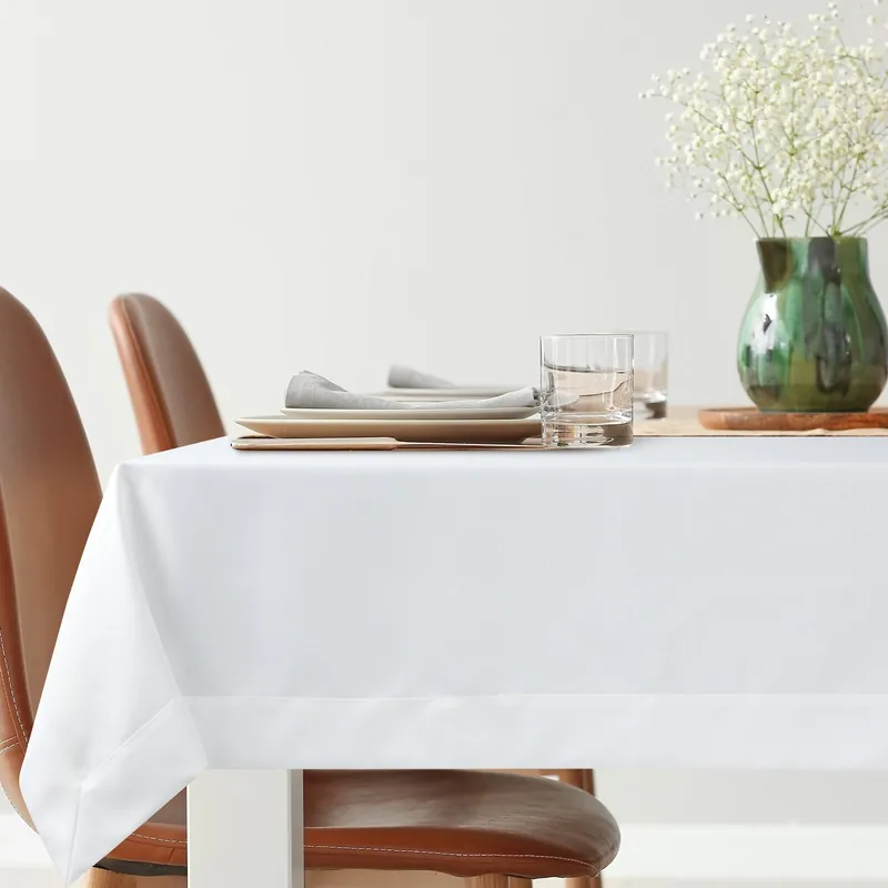 Ubrus LUCY bílý Akční Cena